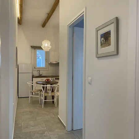 Lägenhetshotell Kallichoron Art Boutique 4*